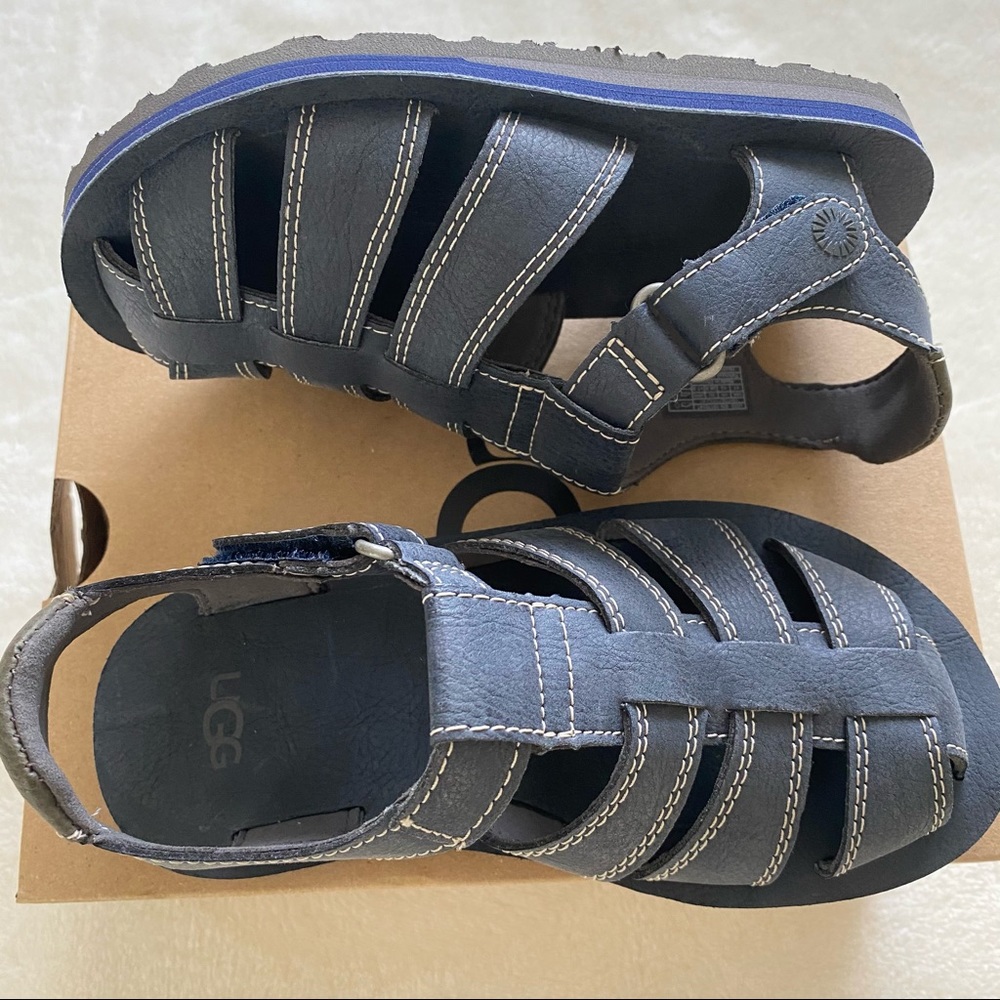 UGG T Josiah Kids Sandals Size 11